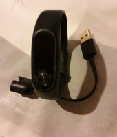 Отдается в дар Фитнес браслет Mi band2