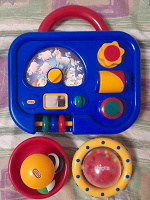 Отдается в дар Игрушка развивающая для малыша — музыкальный чемоданчик