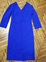 Отдается в дар Платье благородного синего цвета. 44 размер.