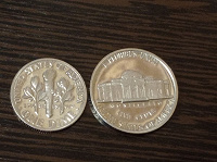 Отдается в дар Монеты США