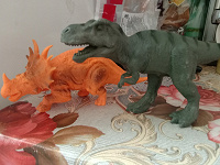 Отдается в дар Динозавры