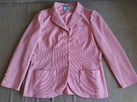 Отдается в дар Розовый пиджак ретро 50 размер
