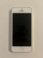 Отдается в дар iphone 5 условно рабочий