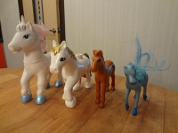 Отдается в дар игрушки: поняшки и лошадки