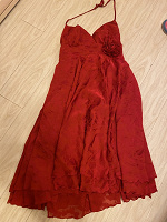 Отдается в дар Шикарное красное платье