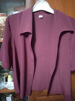 Отдается в дар женская блузка 40 -42 размера