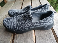 Отдается в дар Лофери Skechers