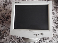 Отдается в дар Монитор Philips Brilliance 107P4 (1920х1440, до 160 Гц)