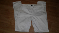 Отдается в дар Летние белые брюки — 44-46 на рост 165-170