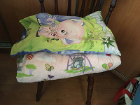Отдается в дар Одеяло и подушка для ребёнка.