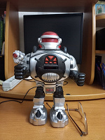 Отдается в дар Игрушка — робот