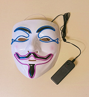 Отдается в дар Неоновая карнавальная маска Анонимуса Гая Фокса