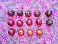 Отдается в дар Конфеты шоколадные в индивидуальной упаковке.