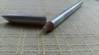 Отдается в дар Белый карандаш для ногтей