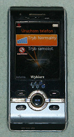 Отдается в дар Телефон Sony Ericsson W595s — заблокирован