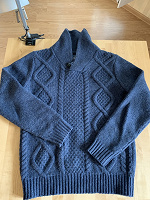 Отдается в дар свитер мужской шерстяной