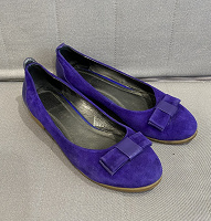 Отдается в дар Замшевые фиолетовые туфли, 39 размер