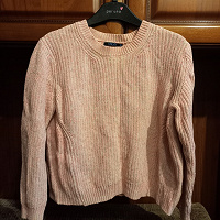Отдается в дар Розовый свитер р.50 INCITY