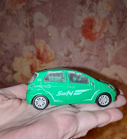 Отдается в дар Машинка Welly Toyota Yaris.