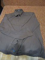 Отдается в дар 2 мужских рубашки в хорошем состоянии маркировка ХХL