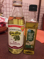 Отдается в дар Оливковое и виноградное масло