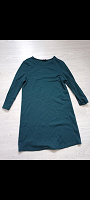 Отдается в дар Платье зеленое Страдивариус размер M 38