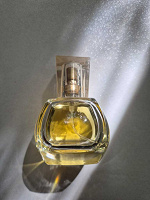 Отдается в дар Парфюм «True Glow»