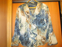 Отдается в дар костюм блузка с юбкой 56-58