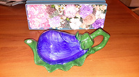 Отдается в дар Небольшой керамический чайник «Баклажан»