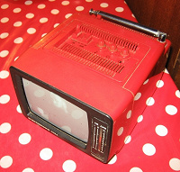 Отдается в дар Малогабаритный телевизор ''Электроника-409Д''