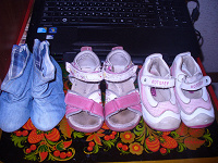 Отдается в дар обувь детская 22-23 размер
