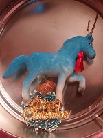 Отдается в дар голубая лошадь