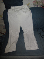 Отдается в дар Белые спортивные штаны puma 44-46 размер