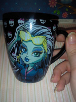 Отдается в дар Кружка Monster High