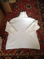 Отдается в дар Обалденный свитер 52-54 размер