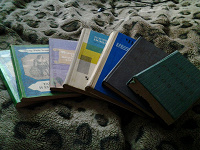 Отдается в дар Книжное разнообразие /1 :)