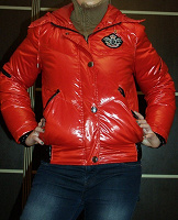 Отдается в дар Куртка зимняя красная. размер 46.