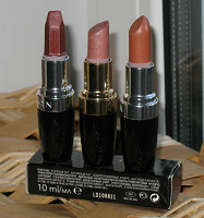 Отдается в дар 3 помады Avon