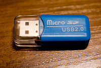 Отдается в дар Картридер USB для microSD