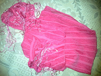 Отдается в дар розовый прозрачный шарфик 150 см в длину
