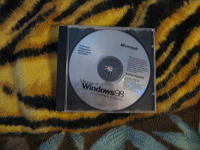 Отдается в дар диск Windows 98 для коллек-ра
