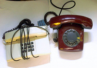 Отдается в дар Телефоны из СССР — дисковый и кнопочный
