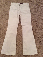 Отдается в дар Белые джинсы