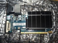 Отдается в дар Видеокарта PCI-E AMD HD5450 1Gb DDR