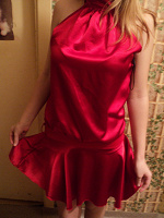 Отдается в дар Красное платье.