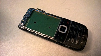 Отдается в дар Nokia 2700 почти полностью