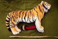 Отдается в дар Тигр. Мягкая игрушка. Состояние нового. 60-65 см