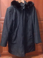 Отдается в дар Куртка демисезонная на 50-52 размер с нат.мехом