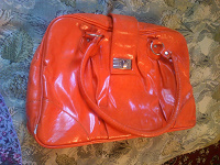 Отдается в дар оранжевая сумочка