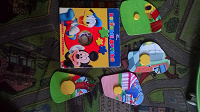 Отдается в дар книжка пирамидка DISNEY